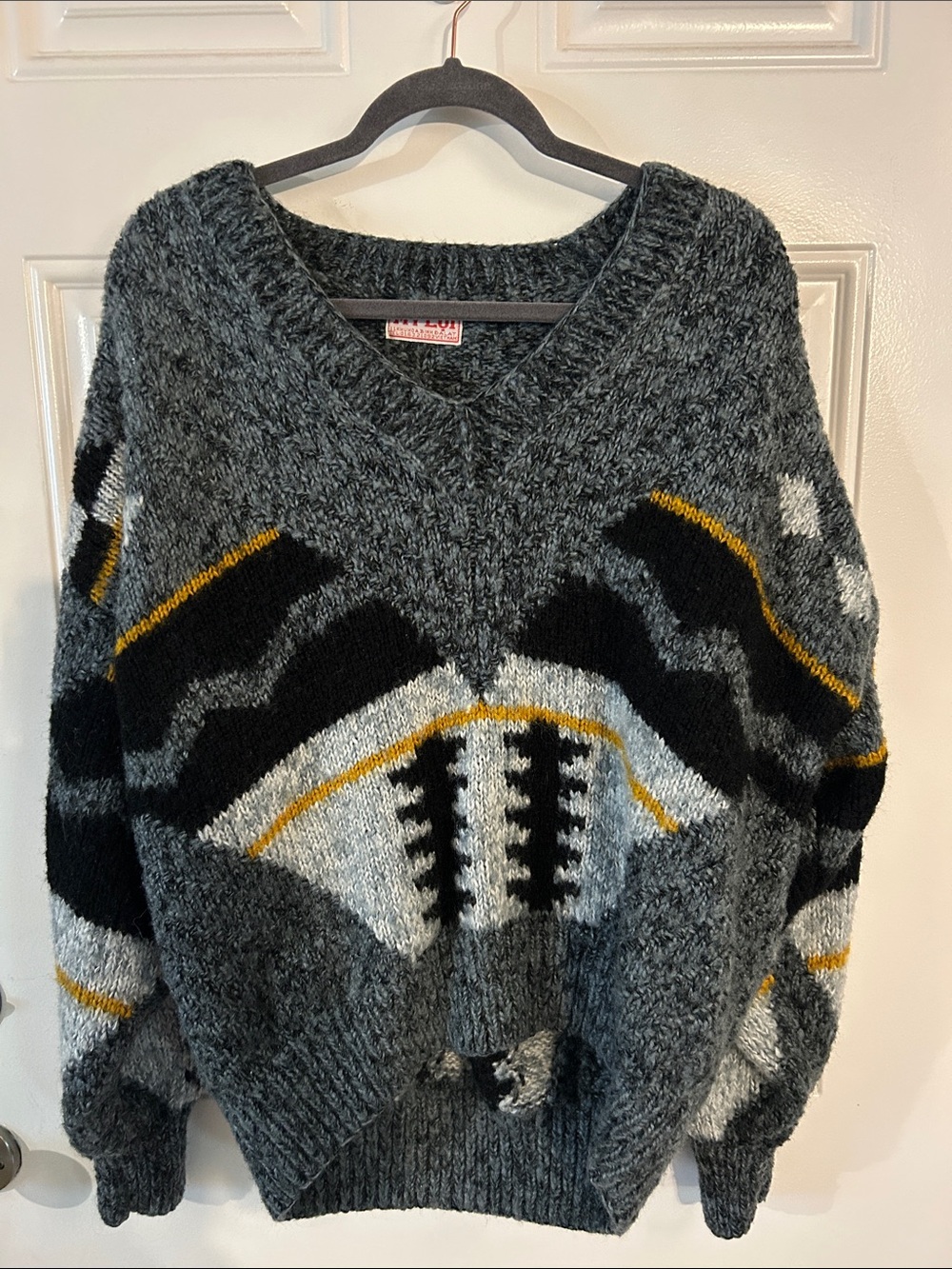 Wool-Blend Gray Patterned V-Neck Sweater